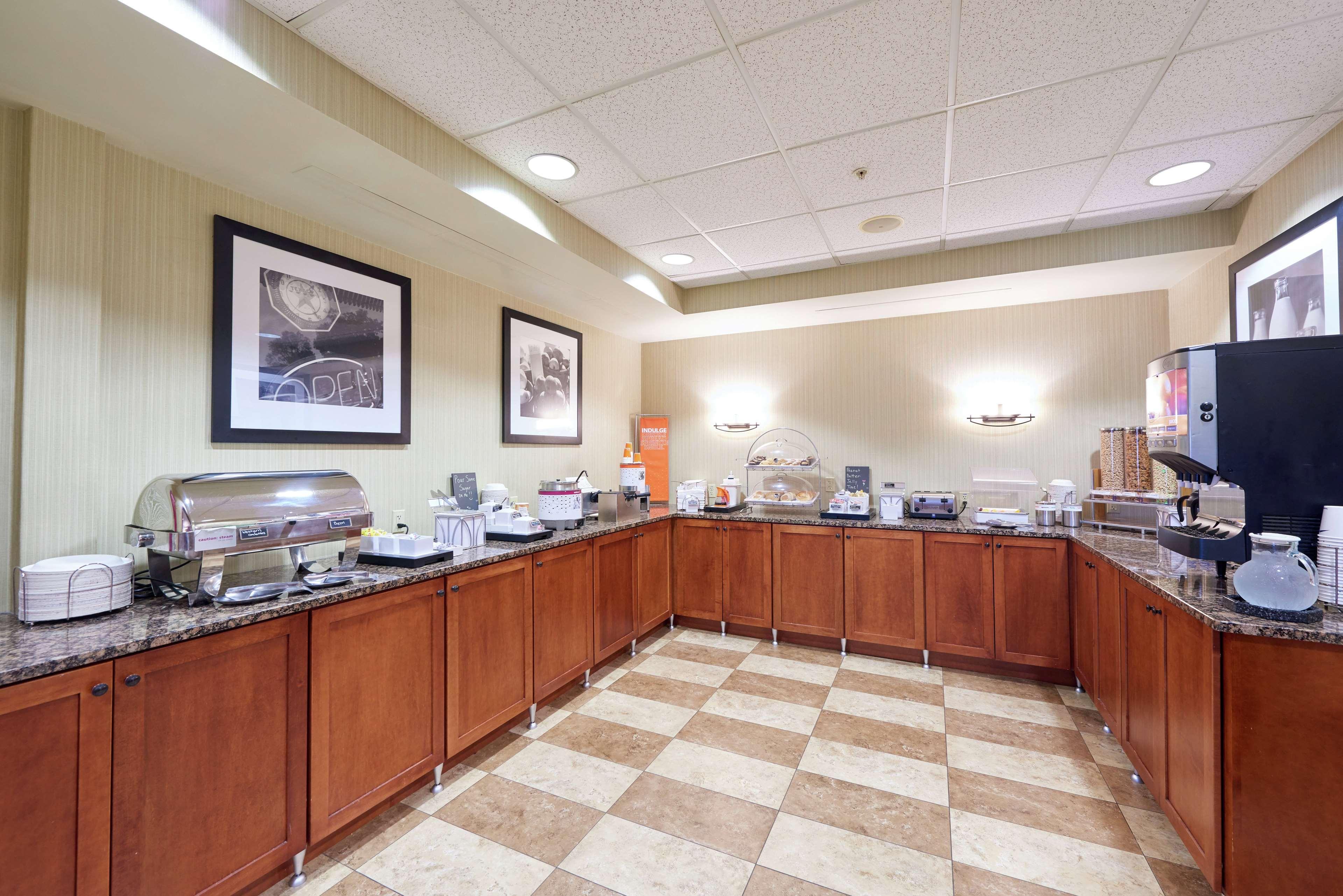 Hampton Inn Massillon Ngoại thất bức ảnh